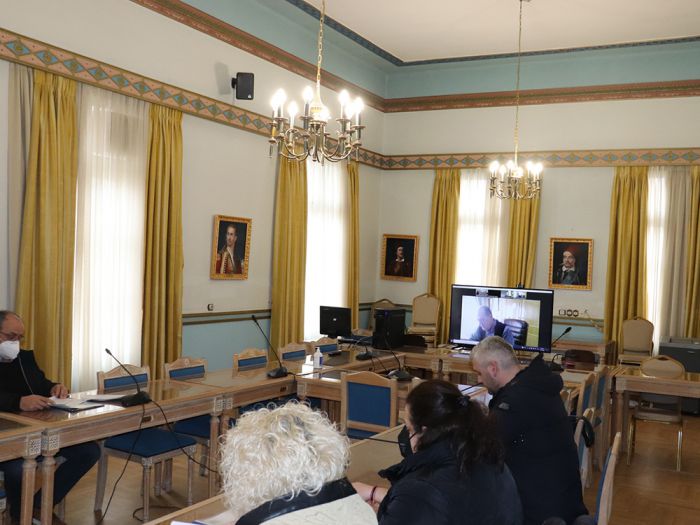 &Pi;&epsilon;&rho;&iota;&phi;έ&rho;&epsilon;&iota;&alpha; | &Eta; &nu;έ&alpha; &alpha;&pi;ό&phi;&alpha;&sigma;&eta; &gamma;&iota;&alpha; &tau;&eta; &delta;&eta;&mu;&iota;&omicron;&upsilon;&rho;&gamma;ί&alpha; &alpha;&theta;&lambda;&eta;&tau;&iota;&kappa;&omicron;ύ &kappa;έ&nu;&tau;&rho;&omicron;&upsilon; &sigma;&tau;&eta; &Gamma;&omicron;&rho;&tau;&upsilon;&nu;ί&alpha;