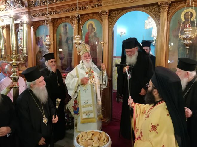 Στο χωριό Πάπαρι γιόρτασε την ονομαστική του εορτή ο Μητροπολίτης Αλέξανδρος - Παρών ήταν και ο Αρχιεπίσκοπος Ιερώνυμος (εικόνες)