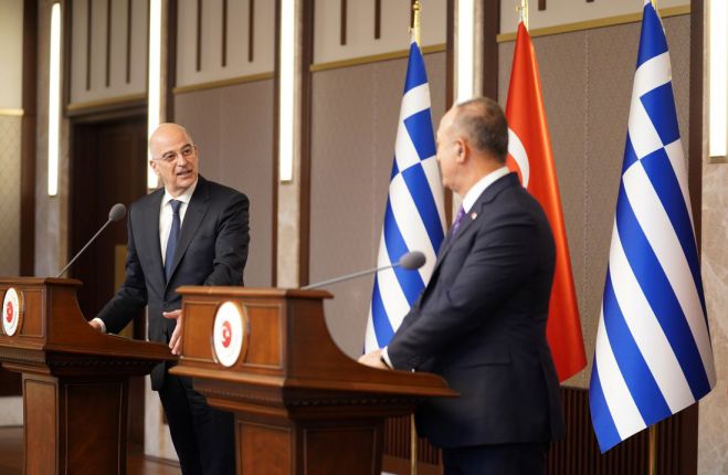 Ο Δένδιας «έσπασε» τον… τσαμπουκά του Τσαβούσογλου! (vd)