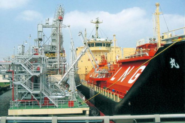 &Kappa;&Kappa;&Epsilon;: "&Eta; &laquo;&alpha;&pi;&epsilon;&xi;ά&rho;&tau;&eta;&sigma;&eta;&raquo; &alpha;&pi;ό &tau;&omicron; &rho;&omega;&sigma;&iota;&kappa;ό &phi;&upsilon;&sigma;&iota;&kappa;ό &alpha;έ&rho;&iota;&omicron; &mu;&epsilon;&tau;&alpha;&tau;&rho;έ&pi;&epsilon;&tau;&alpha;&iota; &sigma;&epsilon; &epsilon;&xi;ά&rho;&tau;&eta;&sigma;&eta; &alpha;&pi;ό &tau;&omicron; &alpha;&mu;&epsilon;&rho;&iota;&kappa;&alpha;&nu;&iota;&kappa;ό"