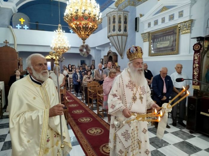 &Omicron; &epsilon;&omicron;&rho;&tau;&alpha;&sigma;&mu;ό&sigmaf; &tau;&eta;&sigmaf; &Alpha;&gamma;ί&alpha;&sigmaf; &Pi;&alpha;&rho;&alpha;&sigma;&kappa;&epsilon;&upsilon;ή&sigmaf; &sigma;&epsilon; &Lambda;&iota;&beta;ά&delta;&iota; &Kappa;&upsilon;&nu;&omicron;&upsilon;&rho;ί&alpha;&sigmaf; &kappa;&alpha;&iota; &Alpha;&lambda;&omega;&nu;ί&sigma;&tau;&alpha;&iota;&nu;&alpha; (&epsilon;&iota;&kappa;ό&nu;&epsilon;&sigmaf;)