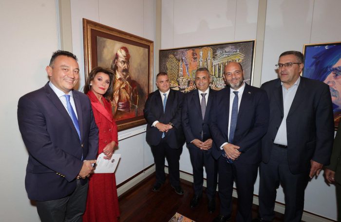 Ένα νέο πολιτιστικό τοπόσημο στην καρδιά της πόλης | Όλα όσα ειπώθηκαν στα εγκαίνια της Δημοτικής Πινακοθήκης! (εικόνες - βίντεο)