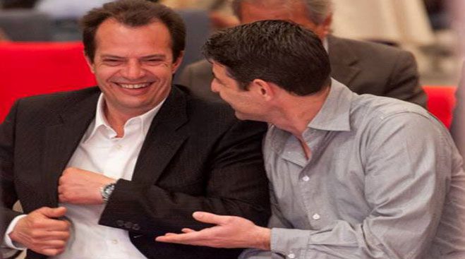 &Tau;&alpha; 5 &pi;* &pi;&omicron;&upsilon; &mu;&alpha;&sigmaf; &epsilon;&nu;ώ&nu;&omicron;&upsilon;&nu;