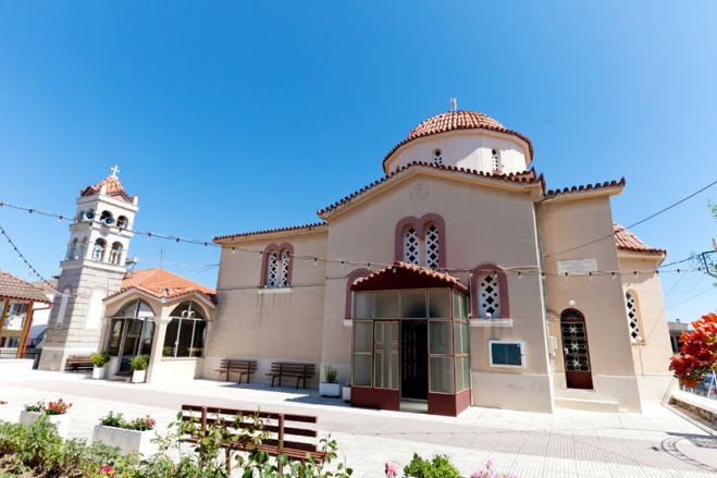 &Tau;&rho;ί&pi;&omicron;&lambda;&eta; | &Tau;&eta; &mu;&nu;ή&mu;&eta; &tau;&omega;&nu; &Alpha;&gamma;ί&omega;&nu; &Kappa;&upsilon;&pi;&rho;&iota;&alpha;&nu;&omicron;ύ &kappa;&alpha;&iota; &Iota;&omicron;&upsilon;&sigma;&tau;ί&nu;&eta;&sigmaf; &theta;&alpha; &epsilon;&omicron;&rho;&tau;ά&sigma;&epsilon;&iota; &omicron; &Nu;&alpha;ό&sigmaf; &tau;&eta;&sigmaf; &Pi;&alpha;&nu;&alpha;&gamma;ί&alpha;&sigmaf; &Gamma;&iota;ά&tau;&rho;&iota;&sigma;&sigma;&alpha;&sigmaf;