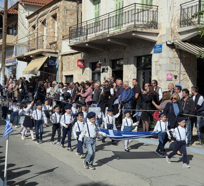 Το Άστρος τίμησε την επέτειο της 28ης Οκτωβρίου (εικόνες)