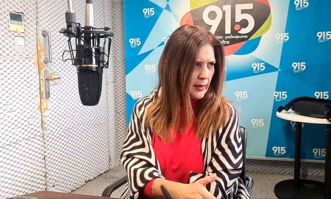&Nu;&iota;&kappa;&omicron;&lambda;ά&kappa;&omicron;&upsilon;: "&Alpha;&nu; &omicron; &kappa;. &Kappa;&omega;&nu;&sigma;&tau;&alpha;&nu;&tau;&iota;&nu;ό&pi;&omicron;&upsilon;&lambda;&omicron;&sigmaf; &epsilon;&nu;&delta;&iota;&alpha;&phi;έ&rho;&epsilon;&tau;&alpha;&iota; &gamma;&iota;&alpha; &tau;&omicron; &kappa;ό&mu;&mu;&alpha; &kappa;&alpha;&iota; ό&chi;&iota; &gamma;&iota;&alpha; &tau;&eta;&nu; &pi;ά&rho;&tau;&eta; &tau;&omicron;&upsilon;, &theta;&alpha; έ&lambda;&epsilon;&gamma;&epsilon; &pi;&rho;ώ&tau;&omicron;&sigmaf; &nu;&alpha; &epsilon;ί&nu;&alpha;&iota; &sigma;&tau;&omicron; &psi;&eta;&phi;&omicron;&delta;έ&lambda;&tau;&iota;&omicron; &omicron; &kappa;. &Gamma;&iota;&alpha;&nu;&nu;&alpha;&kappa;&omicron;ύ&rho;&alpha;&sigmaf;"