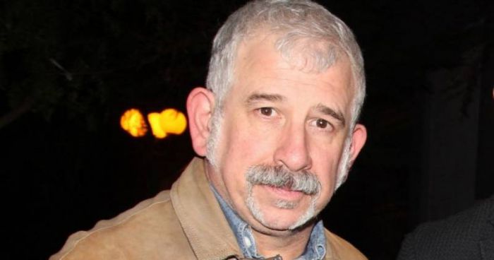 &Pi;ή&rho;&epsilon; &epsilon;&xi;&iota;&tau;ή&rho;&iota;&omicron; &alpha;&pi;ό &tau;&omicron; &nu;&omicron;&sigma;&omicron;&kappa;&omicron;&mu;&epsilon;ί&omicron; &omicron; &Pi;έ&tau;&rho;&omicron;&sigmaf; &Phi;&iota;&lambda;&iota;&pi;&pi;ί&delta;&eta;&sigmaf;