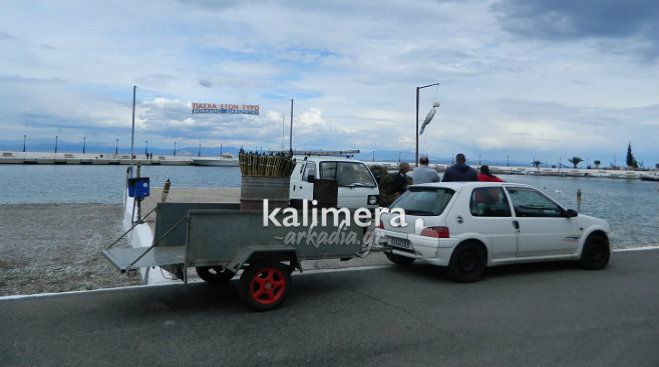 &Pi;ά&sigma;&chi;&alpha; &Tau;&sigma;&alpha;&kappa;ώ&nu;&iota;&kappa;&omicron; &sigma;&tau;&omicron;&nu; &Tau;&upsilon;&rho;ό &ndash; Ά&rho;&chi;&iota;&sigma;&alpha;&nu; &omicron;&iota; &pi;&rho;&omicron;&epsilon;&tau;&omicron;&iota;&mu;&alpha;&sigma;ί&epsilon;&sigmaf; &gamma;&iota;&alpha; &tau;&omicron; &Kappa;ά&psi;&iota;&mu;&omicron; &tau;&omicron;&upsilon; &Iota;&omicron;ύ&delta;&alpha; &sigma;&tau;&eta; &theta;ά&lambda;&alpha;&sigma;&sigma;&alpha; (&epsilon;&iota;&kappa;ό&nu;&epsilon;&sigmaf;)
