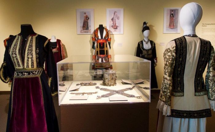 Αρκαδικό … άρωμα σε έκθεση με παραδοσιακές στολές στο Εθνικό Ελληνικό Μουσείο του Σικάγου!