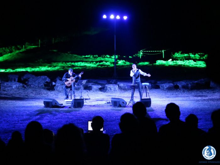 Συναυλία για το αυγουστιάτικο φεγγάρι στο Αρχαίο Θέατρο Μαντινείας (vd)