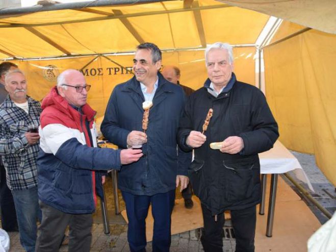 &Gamma;&iota;&omicron;&rho;&tau;ά&sigma;&tau;&eta;&kappa;&epsilon; &eta; &Tau;&sigma;&iota;&kappa;&nu;&omicron;&pi;έ&mu;&pi;&tau;&eta; &sigma;&tau;&eta;&nu; &Tau;&rho;ί&pi;&omicron;&lambda;&eta; (vd)