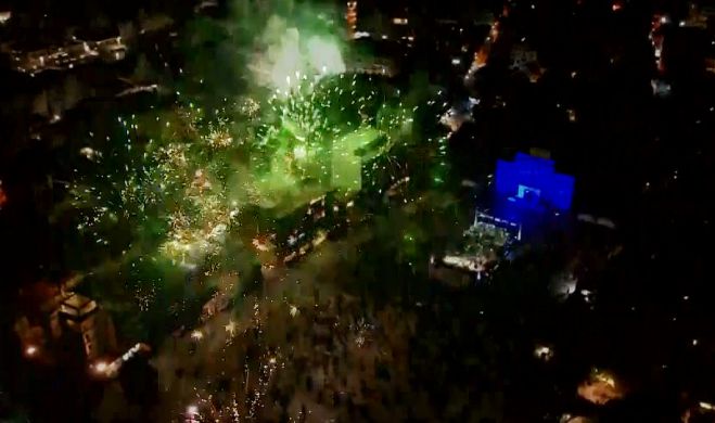 Ά&lambda;&omega;&sigma;&eta; | &Phi;&alpha;&nu;&tau;&alpha;&sigma;&mu;&alpha;&gamma;&omicron;&rho;&iota;&kappa;ό &upsilon;&pi;&epsilon;&rho;&theta;έ&alpha;&mu;&alpha; &mu;&epsilon; &pi;&upsilon;&rho;&omicron;&tau;&epsilon;&chi;&nu;ή&mu;&alpha;&tau;&alpha; &sigma;&tau;&eta;&nu; &Tau;&rho;ί&pi;&omicron;&lambda;&eta;! (vd)