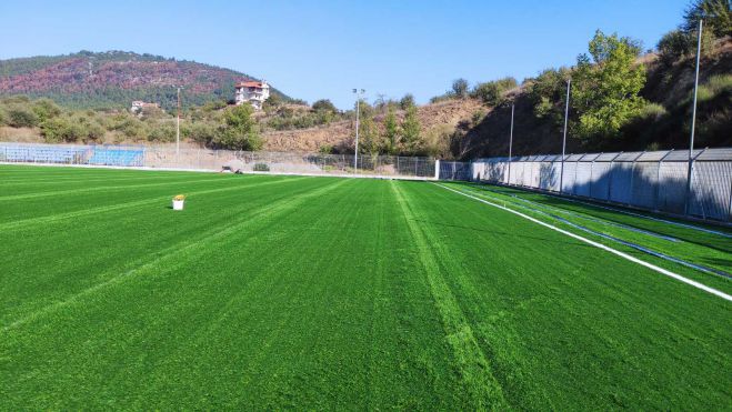 &Pi;&rho;&omicron;&chi;&omega;&rho;&omicron;ύ&nu; &tau;&alpha; έ&rho;&gamma;&alpha; &sigma;&tau;&omicron; &gamma;ή&pi;&epsilon;&delta;&omicron; &Phi;&iota;&lambda;&iota;&kappa;ώ&nu;