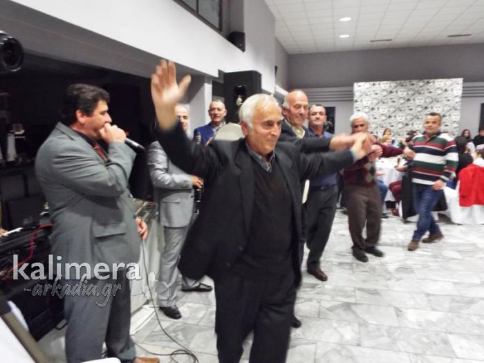 &Eta;&pi;&epsilon;&iota;&rho;ώ&tau;&iota;&kappa;&omicron; &gamma;&lambda;έ&nu;&tau;&iota; &alpha;&pi;ό &tau;&omicron;&upsilon;&sigmaf; &Beta;&omicron;&rho;&epsilon;&iota;&omicron;&eta;&pi;&epsilon;&iota;&rho;ώ&tau;&epsilon;&sigmaf; &sigma;&tau;&eta;&nu; &Tau;&rho;ί&pi;&omicron;&lambda;&eta;