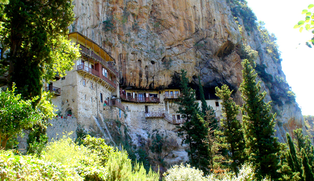 Έ&nu;&alpha; &mu;&omicron;&nu;&alpha;&delta;&iota;&kappa;ό &phi;&omega;&tau;&omicron;&gamma;&rho;&alpha;&phi;&iota;&kappa;ό &beta;ί&nu;&tau;&epsilon;&omicron; &mu;&epsilon; &epsilon;&iota;&kappa;ό&nu;&epsilon;&sigmaf; &epsilon;&kappa;&kappa;&lambda;&eta;&sigma;ί&epsilon;&sigmaf; &kappa;&alpha;&iota; &mu;&omicron;&nu;&alpha;&sigma;&tau;ή&rho;&iota;&alpha; &tau;&eta;&sigmaf; &Gamma;&omicron;&rho;&tau;&upsilon;&nu;ί&alpha;&sigmaf;!