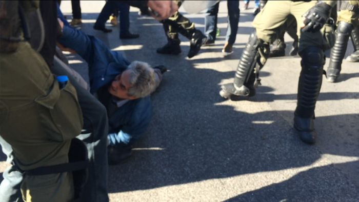 &Xi;ύ&lambda;&omicron; &kappa;&alpha;&iota; &chi;&eta;&mu;&iota;&kappa;ά &sigma;&epsilon; &sigma;&upsilon;&nu;&tau;&alpha;&xi;&iota;&omicron;ύ&chi;&omicron;&upsilon;&sigmaf; (vd)