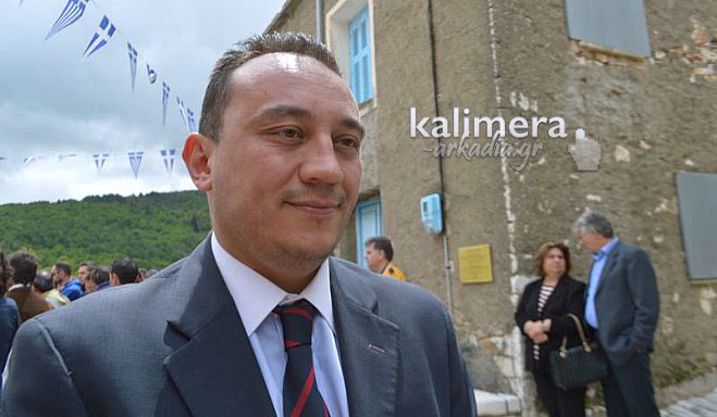 &Kappa;. &Beta;&lambda;ά&sigma;&eta;&sigmaf;: &laquo;&Eta; &Nu;έ&alpha; &Delta;&eta;&mu;&omicron;&kappa;&rho;&alpha;&tau;ί&alpha; ή&tau;&alpha;&nu; &kappa;&alpha;&iota; &epsilon;ί&nu;&alpha;&iota; &pi;ά&nu;&tau;&alpha; &mu;ί&alpha; &delta;ύ&nu;&alpha;&mu;&eta; &epsilon;&upsilon;&theta;ύ&nu;&eta;&sigmaf;&raquo; (vd)