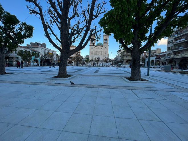 &Tau;&rho;ί&pi;&omicron;&lambda;&eta; | Ά&nu;&omicron;&iota;&xi;&epsilon; &tau;&mu;ή&mu;&alpha; &tau;&eta;&sigmaf; &pi;&lambda;&alpha;&tau;&epsilon;ί&alpha;&sigmaf; &Alpha;&gamma;ί&omicron;&upsilon; &Beta;&alpha;&sigma;&iota;&lambda;&epsilon;ί&omicron;&upsilon;! (vd)