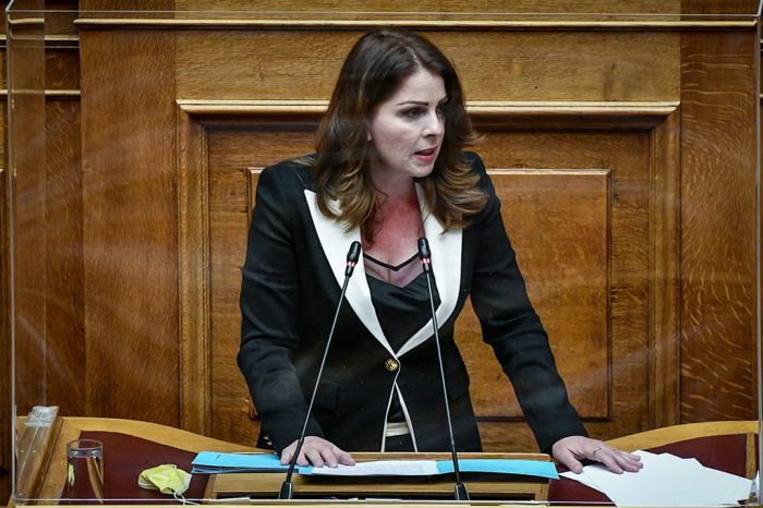 &Mu;&eta;&nu;ύ&theta;&eta;&kappa;&epsilon; &eta; &beta;&omicron;&upsilon;&lambda;&epsilon;&upsilon;&tau;ή&sigmaf; &tau;&eta;&sigmaf; &Nu;&Delta; &pi;&omicron;&upsilon; &delta;ή&lambda;&omega;&sigma;&epsilon; ό&tau;&iota; &pi;&rho;έ&pi;&epsilon;&iota; &nu;&alpha; &mu;&pi;&omicron;&upsilon;&nu; &pi;&rho;ό&sigma;&tau;&iota;&mu;&alpha; &sigma;&tau;&omicron;&upsilon;&sigmaf; &epsilon;&gamma;&kappa;&lambda;&omega;&beta;&iota;&sigma;&mu;έ&nu;&omicron;&upsilon;&sigmaf; &omicron;&delta;&eta;&gamma;&omicron;ύ&sigmaf; &pi;&omicron;&upsilon; &delta;&epsilon;&nu; &epsilon;ί&chi;&alpha;&nu; &alpha;&lambda;&upsilon;&sigma;ί&delta;&epsilon;&sigmaf; &sigma;&tau;&eta;&nu; &Alpha;&tau;&tau;&iota;&kappa;ή &Omicron;&delta;ό!