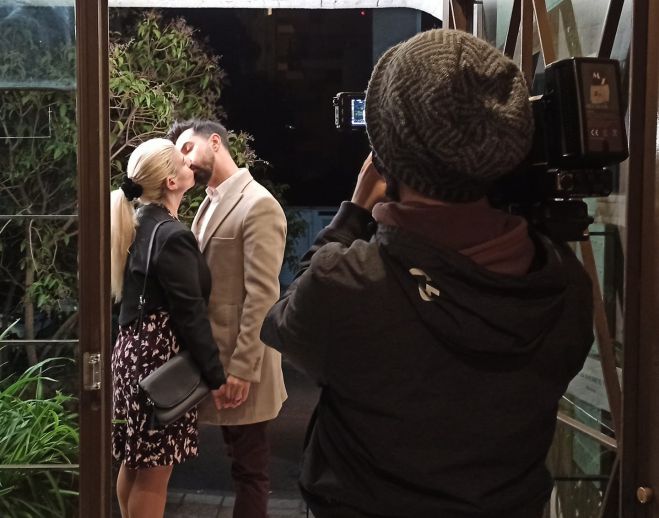 &Sigma;&tau;&iota;&sigmaf; "&Omicron;&iota;&kappa;&omicron;&gamma;&epsilon;&nu;&epsilon;&iota;&alpha;&kappa;έ&sigmaf; &Iota;&sigma;&tau;&omicron;&rho;ί&epsilon;&sigmaf;" &omicron; &Kappa;&omega;&nu;&sigma;&tau;&alpha;&nu;&tau;ί&nu;&omicron;&sigmaf; &Mu;&epsilon;&nu;&omicron;ύ&nu;&omicron;&sigmaf; &alpha;&pi;ό &tau;&eta;&nu; &Alpha;&rho;&kappa;&alpha;&delta;ί&alpha;! (vd)