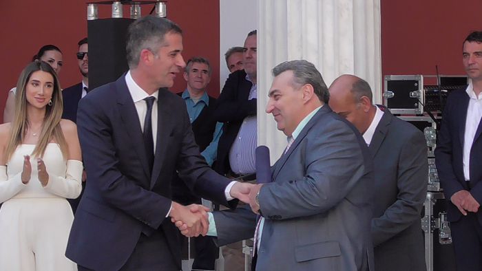 &Tau;&omicron; &beta;&rho;&alpha;&beta;&epsilon;ί&omicron; &laquo;&Tau;&omicron;&pi;&iota;&kappa;ή&sigmaf; &Alpha;&upsilon;&tau;&omicron;&delta;&iota;&omicron;ί&kappa;&eta;&sigma;&eta;&sigmaf;&raquo; &tau;&omicron;&upsilon; &Iota;&delta;&rho;ύ&mu;&alpha;&tau;&omicron;&sigmaf; &Mu;&pi;ό&tau;&sigma;&eta; &alpha;&pi;&omicron;&nu;&epsilon;&mu;ή&theta;&eta;&kappa;&epsilon; &sigma;&tau;&omicron; &Delta;&eta;&mu;ή&tau;&rho;&eta; &Mu;&alpha;&nu;&iota;&alpha;&tau;ά&kappa;&omicron; &gamma;&iota;&alpha; &tau;&omicron; έ&rho;&gamma;&omicron; &tau;&omicron;&upsilon; &sigma;&tau;&eta; &Delta;&eta;&mu;&omicron;&tau;&iota;&kappa;ή &Rho;&alpha;&delta;&iota;&omicron;&phi;&omega;&nu;ί&alpha;