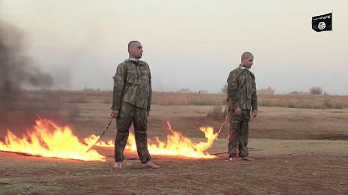 ΣΟΚ από τον ISIS: Καίνε ζωντανούς δύο Τούρκους, μπροστά στην κάμερα (vd)