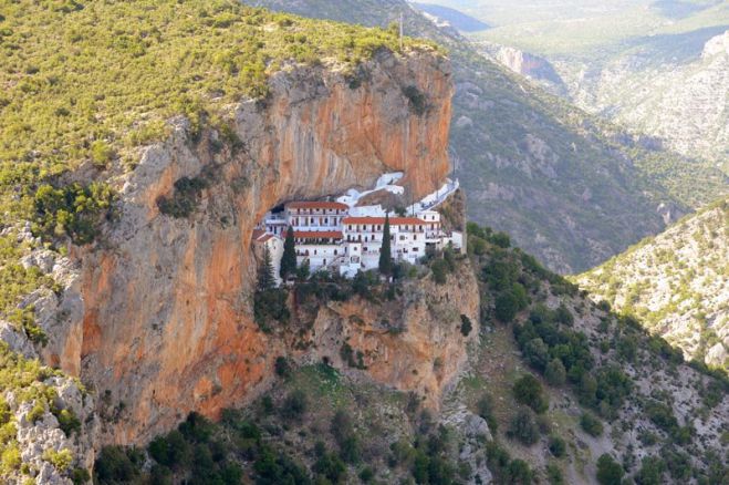 &Mu;&eta;&tau;&rho;ό&pi;&omicron;&lambda;&eta; &Mu;&alpha;&nu;&tau;&iota;&nu;&epsilon;ί&alpha;&sigmaf; &kappa;&alpha;&iota; &Kappa;&upsilon;&nu;&omicron;&upsilon;&rho;ί&alpha;&sigmaf; | &Mu;&omicron;&nu;έ&sigmaf;, &pi;&rho;&omicron;&sigma;&kappa;&upsilon;&nu;ή&mu;&alpha;&tau;&alpha; &kappa;&alpha;&iota; &epsilon;&nu;&omicron;&rho;ί&epsilon;&sigmaf; &pi;&rho;&omicron;&sigmaf; &tau;&iota;&mu;ή&nu; &tau;&eta;&sigmaf; &Pi;&alpha;&nu;&alpha;&gamma;ί&alpha;&sigmaf;