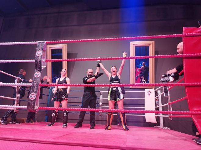 2 &sigma;&tau;&alpha; 2 &gamma;&iota;&alpha; &alpha;&theta;&lambda;ή&tau;&rho;&iota;&epsilon;&sigmaf; &alpha;&pi;ό &Tau;&rho;ί&pi;&omicron;&lambda;&eta; &sigma;&tau;&omicron; mad dog tournament