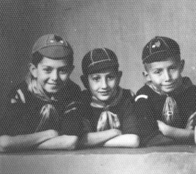 &Sigma;&tau;&iota;&sigmaf; 13-12-1931 &delta;έ&kappa;&alpha; &Lambda;&upsilon;&kappa;ό&pi;&omicron;&upsilon;&lambda;&alpha; έ&delta;&omega;&sigma;&alpha;&nu; &tau;&eta;&nu; &upsilon;&pi;ό&sigma;&chi;&epsilon;&sigma;&eta; &tau;&omicron;&upsilon;&sigmaf; ..