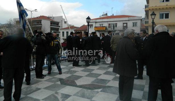 Τη μνήμη των Αγίων Τριών εν Καμίνω Παίδων γιόρτασε η Πυροσβεστική στην Τρίπολη (vd)