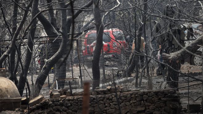 Μαρτυρία σοκ από το Μάτι | Γυναίκα επιχείρησε να αυτοκτονήσει, επειδή έχασε τους δικούς της