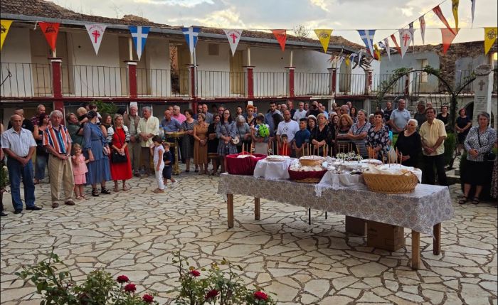 Η εορτή της Παγκοσμίου Υψώσεως του Τιμίου Σταυρού στην Ιερά Μονή Καλτεζών (εικόνες)