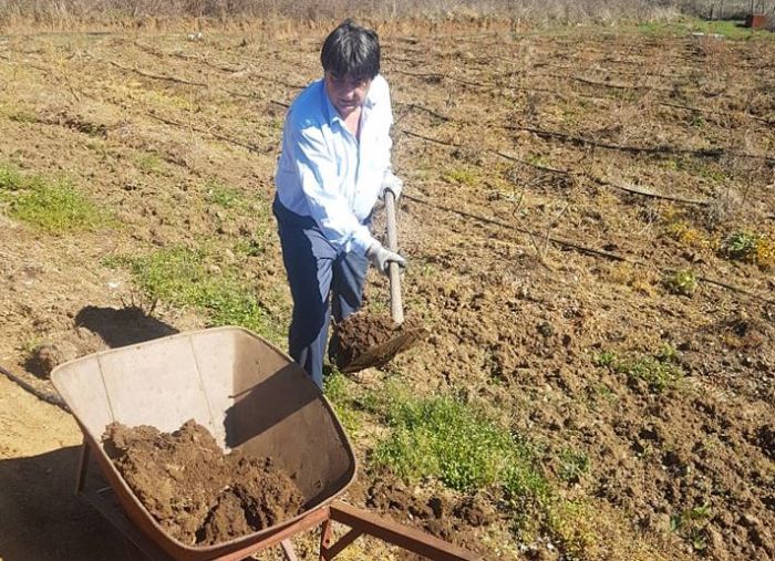 Γιαννακούρας: &quot;Να πάμε στα χωριά μας. Θα κινδυνεύουμε λιγότερο&quot;