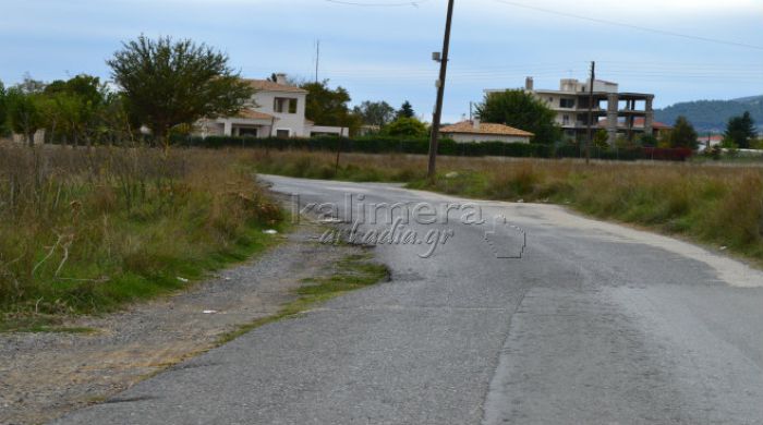 Τρίπολη - Επικίνδυνη στροφή στην οδό «Αντιγόνης»