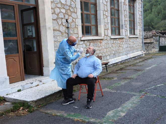 &Sigma;&chi;&epsilon;&delta;ό&nu; 200 rapid tests έ&gamma;&iota;&nu;&alpha;&nu; &sigma;&tau;&eta; &Beta;&lambda;&alpha;&chi;έ&rho;&nu;&alpha;! (&epsilon;&iota;&kappa;ό&nu;&epsilon;&sigmaf;)