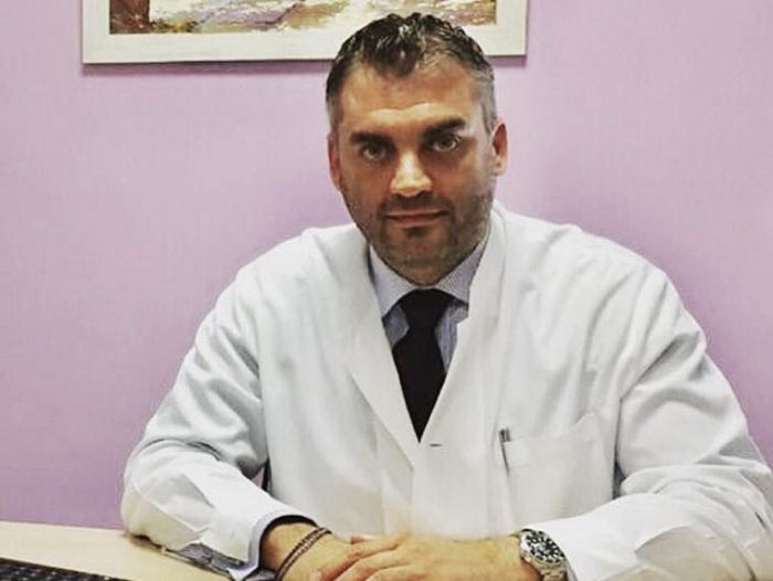 &Pi;&epsilon;&rho;&iota;&phi;έ&rho;&epsilon;&iota;&alpha; | &Epsilon;&nu;&tau;&epsilon;&tau;&alpha;&lambda;&mu;έ&nu;&omicron;&sigmaf; &sigma;ύ&mu;&beta;&omicron;&upsilon;&lambda;&omicron;&sigmaf; &gamma;&iota;&alpha; &theta;έ&mu;&alpha;&tau;&alpha; &Upsilon;&gamma;&epsilon;ί&alpha;&sigmaf; &omicron; &Chi;&rho;&omicron;&nu;ά&sigmaf;