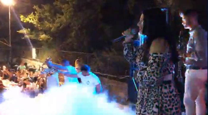 Έβαλαν φωτιά ... με ουίσκι σε πανηγύρι στην Βάχλια Γορτυνίας! (vd)