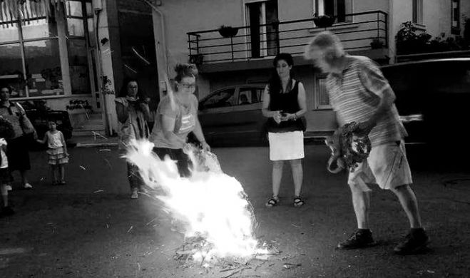 Φωτιές Αγιαννιού του Ριγανά την Πέμπτη στην πλατεία Σεχίου!