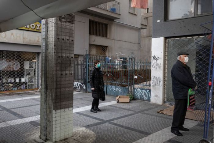 "&Delta;&epsilon;&delta;&omicron;&mu;έ&nu;&eta; &eta; &pi;&alpha;&rho;ά&tau;&alpha;&sigma;&eta; &tau;&omicron;&upsilon; lockdown" &lambda;έ&epsilon;&iota; &mu;έ&lambda;&omicron;&sigmaf; &tau;&eta;&sigmaf; &Epsilon;&pi;&iota;&tau;&rho;&omicron;&pi;ή&sigmaf; &Lambda;&omicron;&iota;&mu;&omega;&xi;&iota;&omicron;&lambda;ό&gamma;&omega;&nu;