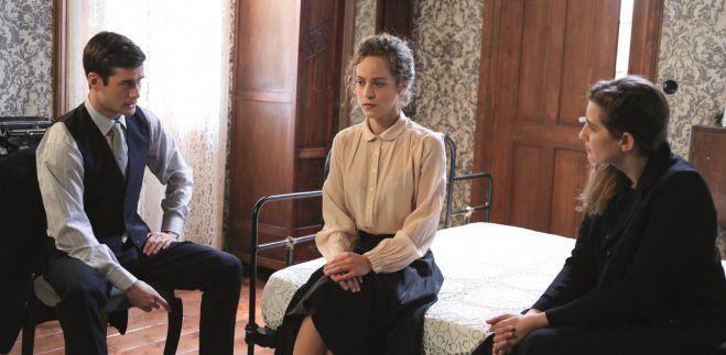 &Alpha;&lambda;&lambda;ά&zeta;&omicron;&upsilon;&nu; ώ&rho;&alpha; &omicron;&iota; "Ά&gamma;&rho;&iota;&epsilon;&sigmaf; &Mu;έ&lambda;&iota;&sigma;&sigma;&epsilon;&sigmaf;"!