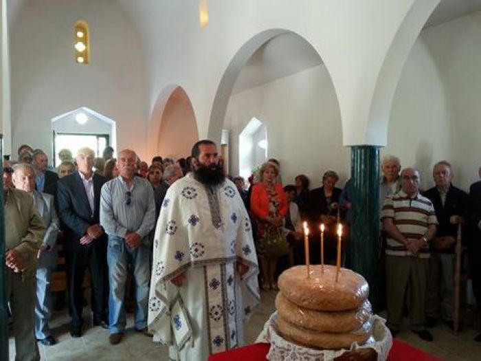 Η γιορτή της Αγίας Τριάδας στο χωριό Πάπαρι (εικόνες)