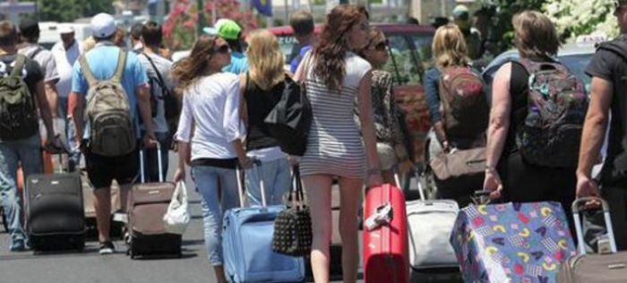 &Alpha;&upsilon;&xi;ά&nu;&omicron;&nu;&tau;&alpha;&iota; &omicron;&iota; &tau;&omicron;ύ&rho;&kappa;&omicron;&iota; &tau;&omicron;&upsilon;&rho;ί&sigma;&tau;&epsilon;&sigmaf; &sigma;&tau;&eta;&nu; &Pi;&epsilon;&lambda;&omicron;&pi;ό&nu;&nu;&eta;&sigma;&omicron;!