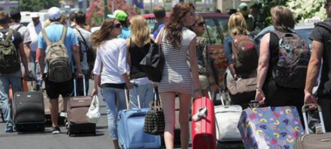 &Alpha;&upsilon;&xi;ά&nu;&omicron;&nu;&tau;&alpha;&iota; &omicron;&iota; &tau;&omicron;ύ&rho;&kappa;&omicron;&iota; &tau;&omicron;&upsilon;&rho;ί&sigma;&tau;&epsilon;&sigmaf; &sigma;&tau;&eta;&nu; &Pi;&epsilon;&lambda;&omicron;&pi;ό&nu;&nu;&eta;&sigma;&omicron;!