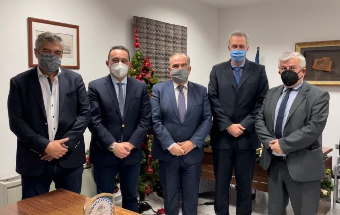 &Pi;&alpha;&nu;&epsilon;&pi;&iota;&sigma;&tau;ή&mu;&iota;&omicron; &Pi;&epsilon;&lambda;&omicron;&pi;&omicron;&nu;&nu;ή&sigma;&omicron;&upsilon; | &Epsilon;&mu;&beta;&lambda;&eta;&mu;&alpha;&tau;&iota;&kappa;ή &pi;&alpha;&rho;&omicron;&upsilon;&sigma;ί&alpha; &sigma;&tau;&eta;&nu; &alpha;&nu;ά&pi;&tau;&upsilon;&xi;&eta; &tau;&eta;&sigmaf; &kappa;&alpha;&iota;&nu;&omicron;&tau;&omicron;&mu;ί&alpha;&sigmaf; &kappa;&alpha;&iota; &tau;&eta;&sigmaf; &epsilon;&pi;&iota;&chi;&epsilon;&iota;&rho;&eta;&mu;&alpha;&tau;&iota;&kappa;ό&tau;&eta;&tau;&alpha;&sigmaf; &sigma;&tau;&eta;&nu; &Mu;&epsilon;&gamma;&alpha;&lambda;ό&pi;&omicron;&lambda;&eta;