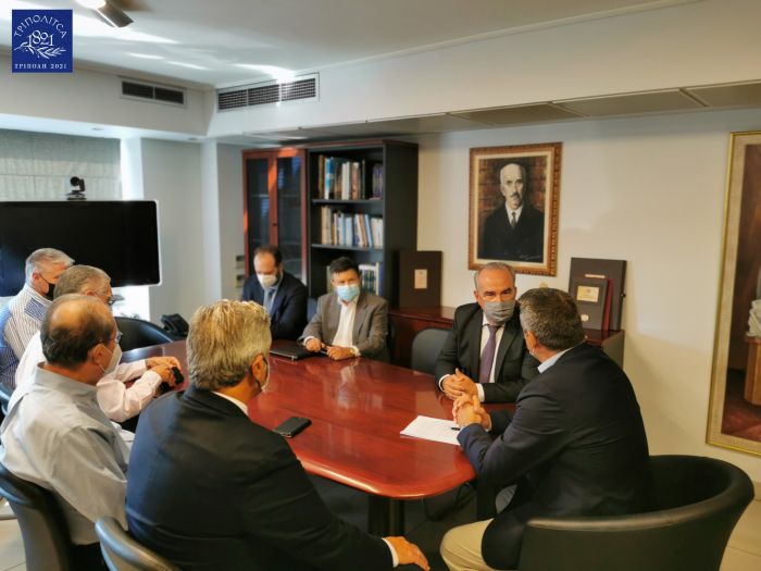 &Omicron; &Pi;&alpha;&pi;&alpha;&theta;&alpha;&nu;ά&sigma;&eta;&sigmaf; &pi;&rho;ό&epsilon;&delta;&rho;&omicron;&sigmaf; &sigma;&tau;&eta;&nu; &kappa;&upsilon;&beta;&epsilon;&rho;&nu;&eta;&tau;&iota;&kappa;ή &epsilon;&pi;&iota;&tau;&rho;&omicron;&pi;ή &Delta;&Alpha;&Mu; &Mu;&epsilon;&gamma;&alpha;&lambda;ό&pi;&omicron;&lambda;&eta;&sigmaf; &kappa;&alpha;&iota; &Delta;&upsilon;&tau;&iota;&kappa;ή&sigmaf; &Mu;&alpha;&kappa;&epsilon;&delta;&omicron;&nu;ί&alpha;&sigmaf;