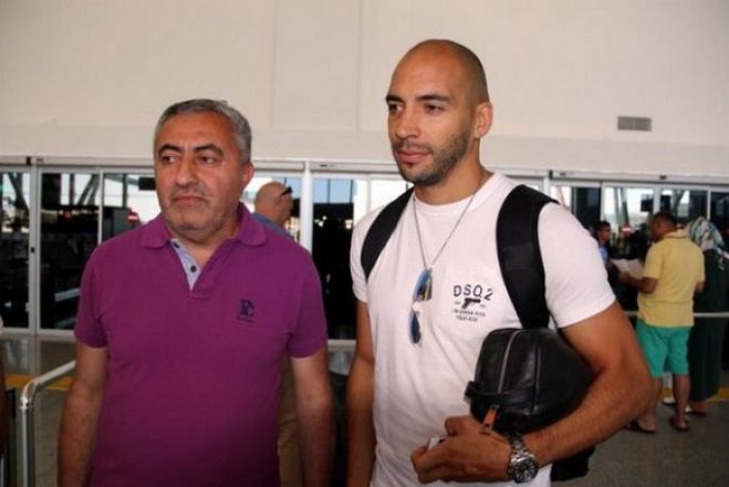 Τριετές στην Σίβασπορ ο Μπαράλες!
