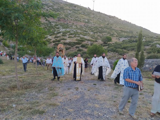 Η γιορτή της Παναγίας Τσεμπερούς στο χωριό Πάπαρι (εικόνες)