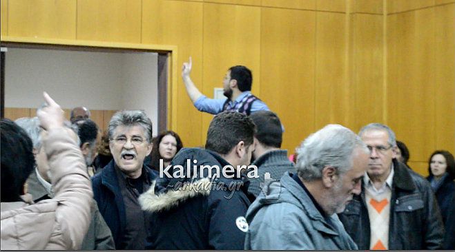 &Sigma;&kappa;&omicron;&upsilon;&pi;ί&delta;&iota;&alpha;: &Tau;&sigma;&alpha;&kappa;&omega;&mu;&omicron;ί &kappa;&alpha;&iota; &alpha;&pi;&omicron;&chi;&omega;&rho;ή&sigma;&epsilon;&iota;&sigmaf; &sigma;&tau;&eta; &sigma;ύ&sigma;&kappa;&epsilon;&psi;&eta; &gamma;&iota;&alpha; &tau;&omicron; &sigma;&upsilon;&lambda;&lambda;&alpha;&lambda;&eta;&tau;ή&rho;&iota;&omicron; &sigma;&tau;&eta;&nu; &Tau;&rho;ί&pi;&omicron;&lambda;&eta; (vd)