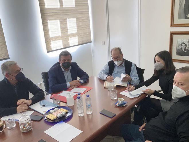 &Upsilon;&pi;&epsilon;&gamma;&rho;ά&phi;&eta; &eta; &sigma;ύ&mu;&beta;&alpha;&sigma;&eta; &tau;&omicron;&upsilon; έ&rho;&gamma;&omicron;&upsilon; &laquo;&Alpha;&nu;&tau;&iota;&kappa;&alpha;&tau;ά&sigma;&tau;&alpha;&sigma;&eta; &tau;&rho;&iota;ώ&nu; &kappa;&alpha;&tau;&alpha;&theta;&lambda;&iota;&pi;&tau;&iota;&kappa;ώ&nu; &alpha;&gamma;&omega;&gamma;ώ&nu; &alpha;&pi;&omicron;&beta;&lambda;ή&tau;&omega;&nu; &sigma;&tau;&omicron;&nu; &Delta;ή&mu;&omicron; &Beta;ό&rho;&epsilon;&iota;&alpha;&sigmaf; &Kappa;&upsilon;&nu;&omicron;&upsilon;&rho;ί&alpha;&sigmaf;&raquo; (vd)