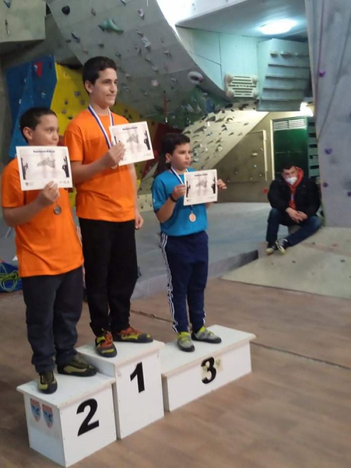 &Sigma;&epsilon; &delta;&iota;&alpha;&sigma;&upsilon;&lambda;&lambda;&omicron;&gamma;&iota;&kappa;ό &alpha;&gamma;ώ&nu;&alpha; &alpha;&nu;&alpha;&rho;&rho;ί&chi;&eta;&sigma;&eta;&sigmaf; &omicron; &Epsilon;&Omicron;&Sigma; &Tau;&rho;ί&pi;&omicron;&lambda;&eta;&sigmaf;